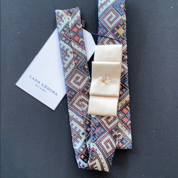 Silk bow belt - Picture 2 of 4